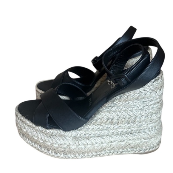 Christian Louboutin Mariza 130
black leather wedges RETAIL 945 - Picture 6 of 10